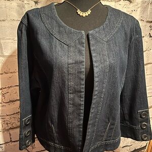 Beautiful denim 3/4 sleeves jacket size XL